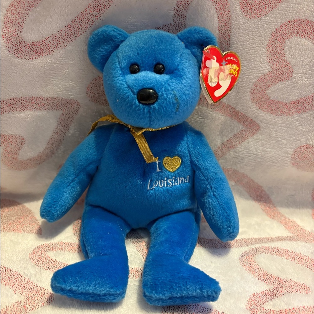 5/$20
(Ty Blue Plush Bear with Gold Heart & Ribbon)